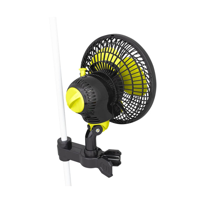 Ventilator Ø20 cm in Growbox montiert
