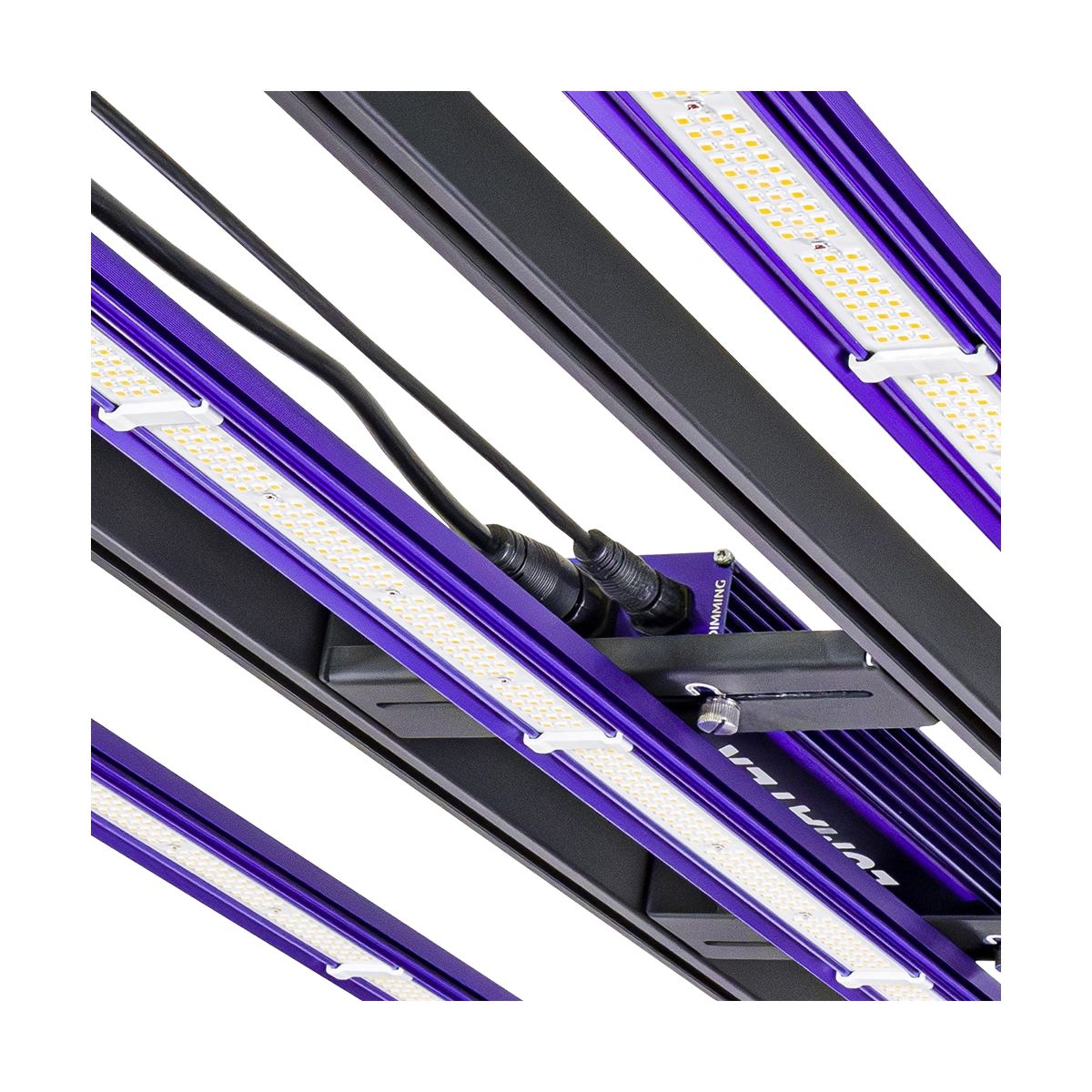 Dimmbare LED-Leisten des LUMATEK ZEUS 300W PRO mit klarem Schutzglas