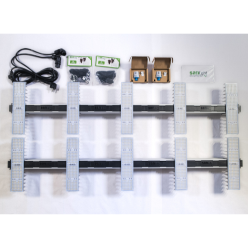 SANlight EVO 1.5 LED Beleuchtungsset mit 2 EVO 5-150 1.5 Lampen, Magnetdimmern und Zubehör für eine effiziente Beleuchtung großer Anbauflächen.